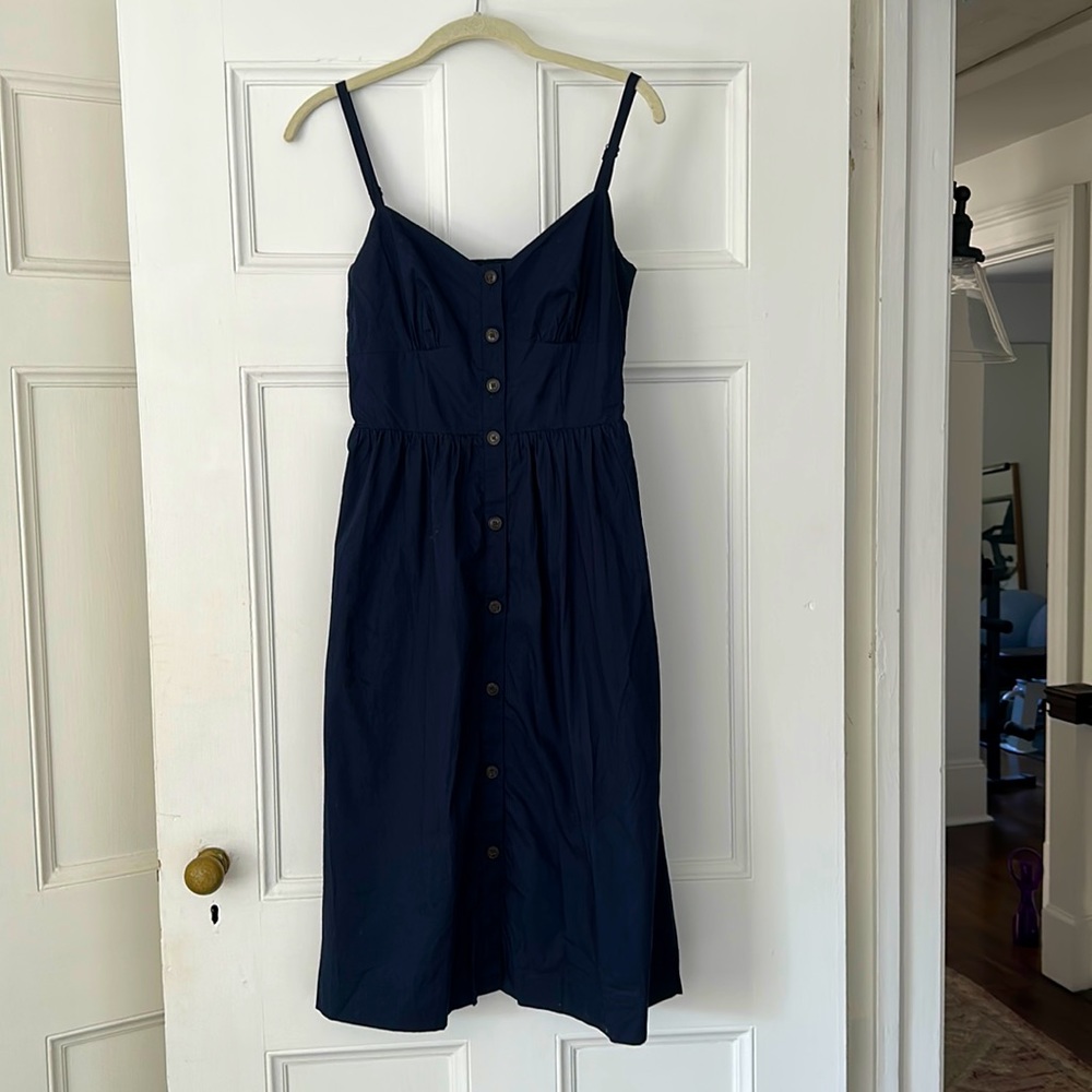 Navy crew dress with pockets